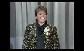 Roseanne Barr on Carson - Stand Up Comedy (1st appearance on TV) 1985